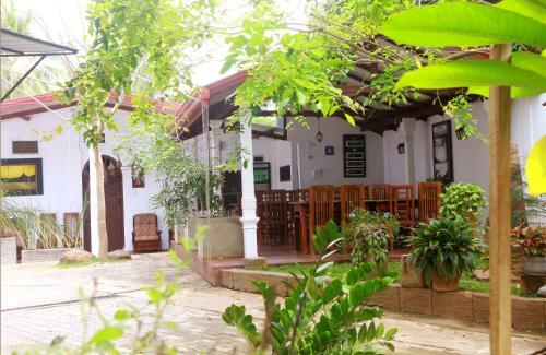 Lodge T&t