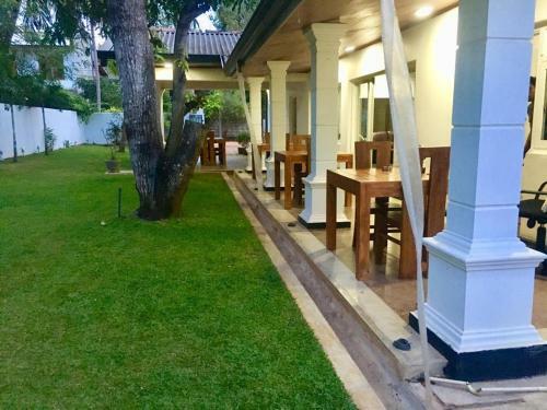 Hostal Eth Yahana Tourist Resort