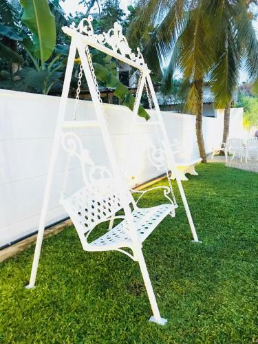 Hostal Royal White Tourist Rest