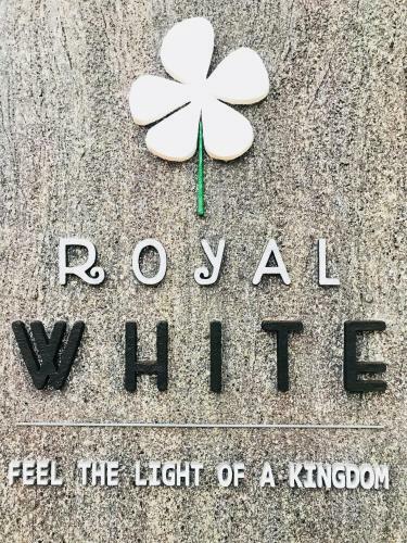 Hostal Royal White Tourist Rest