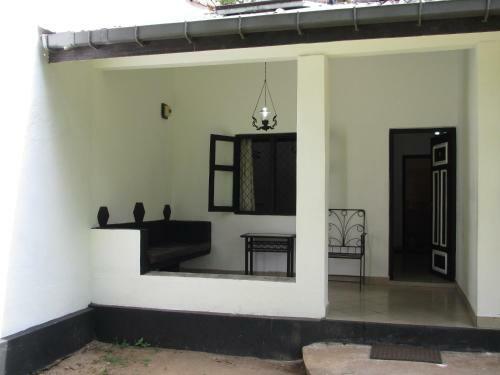 Hostal Dambulu Oya Family Park
