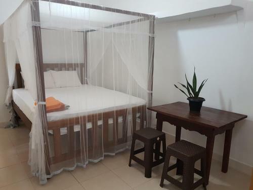 Hotel Moonray