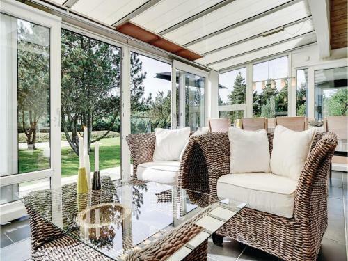 Three-bedroom Holiday Home In Blavand