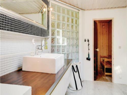 Three-bedroom Holiday Home In Blavand