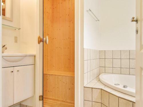 Two-bedroom Apartment In Blavand