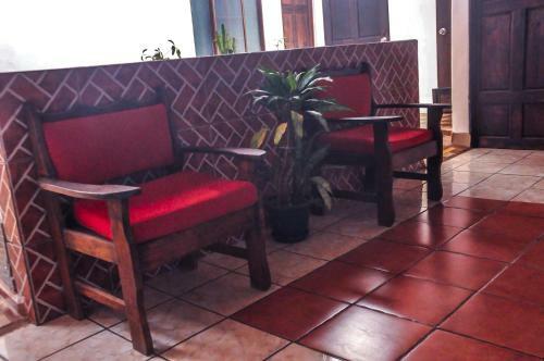 Hotel Downtown By The Sea Inn Quepos