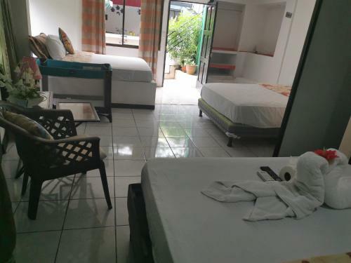 Hostal Hotel Cafe Del Mar, En Valle Pura Vida