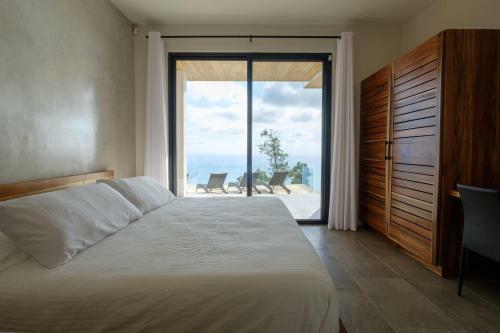 Hermosa Retreat Hr5 Luxury Villa