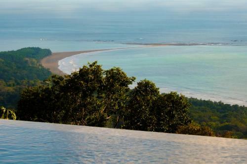 Hermosa Retreat Hr5 Luxury Villa