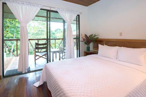 Hotel Crocodile Bay Resort