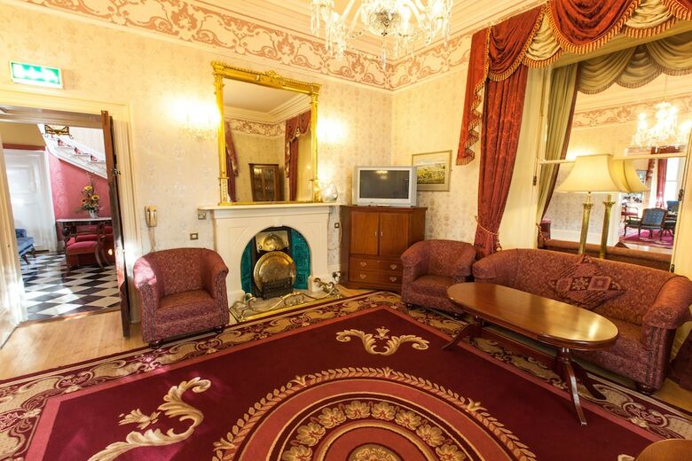 Hotel Ardilaun House