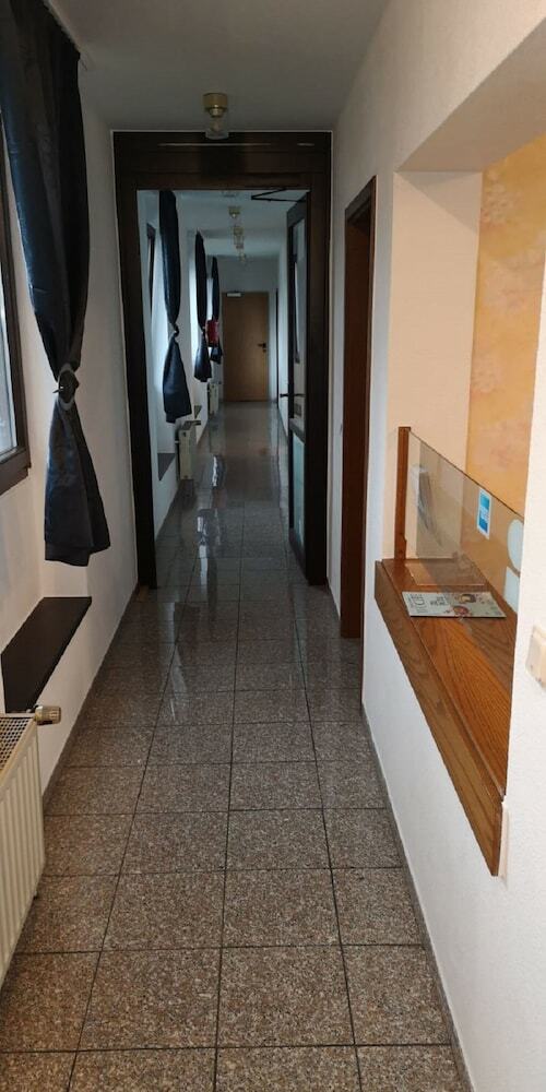 Gz Hotel Airport K�ln Bonn