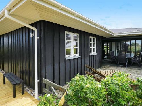 Holiday Home Fyrmarken