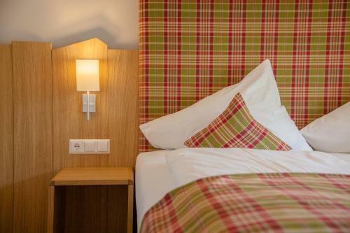 Harmony's Hotel Pr�gant