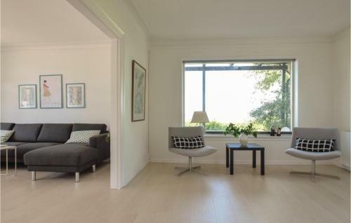 Four-bedroom Holiday Home In Humble