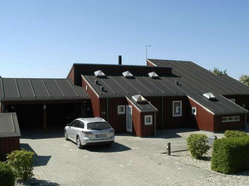 Holiday Home Humble X