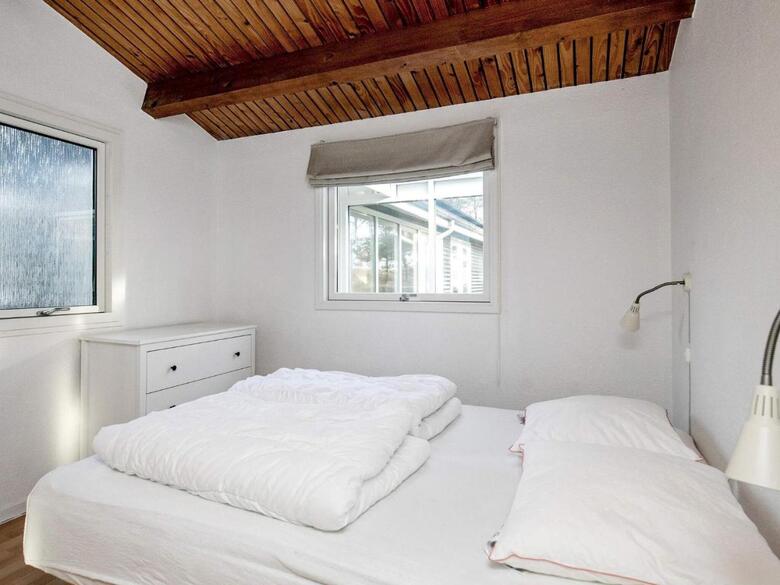 Six-bedroom Holiday Home In Humble