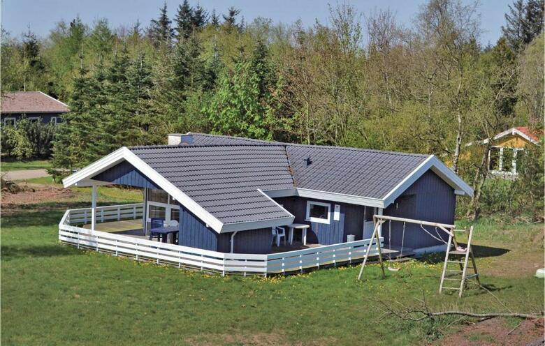 Two-bedroom Holiday Home In Oksb�l 3