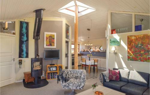 Three-bedroom Holiday Home In Juelsminde