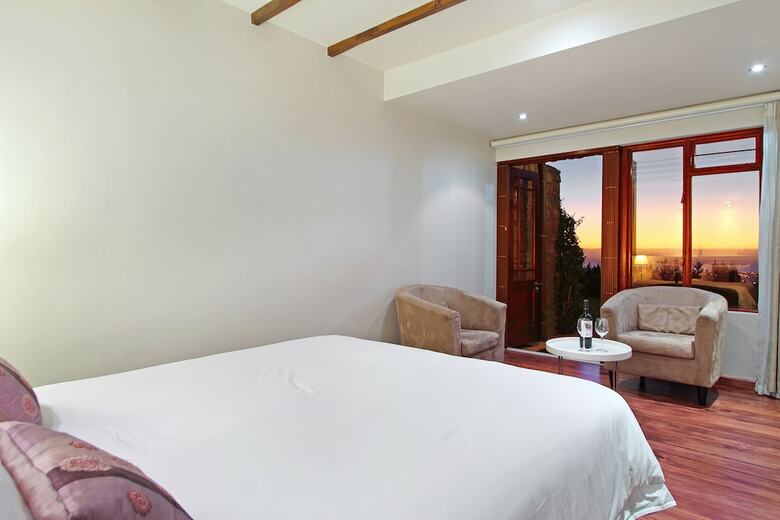 Bed & Breakfast Lalapanzi Lodge