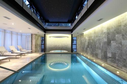 Hotel Valley Lodge & Spa