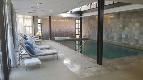 Hotel Valley Lodge & Spa
