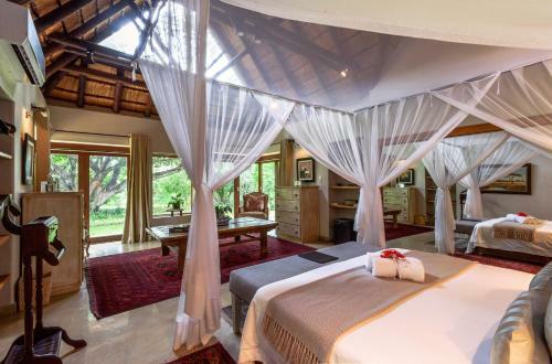 Lodge Khaya Ndlovu Manor House