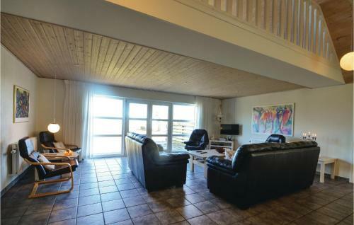Holiday Home Glombak