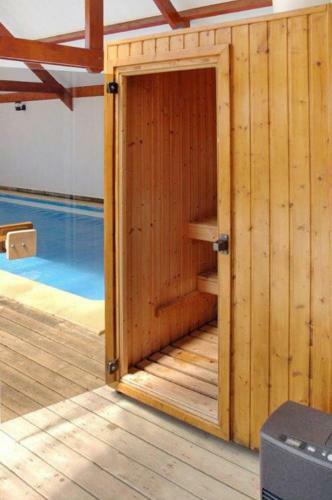 Kerhermain Villa Sleeps 10 Pool Wifi
