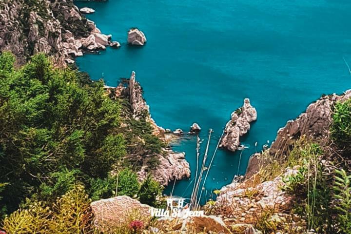 Hostal Villa Saint Jean