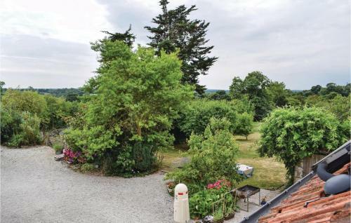 Two-bedroom Apartment In Negreville