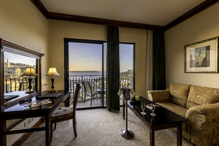 Grand Hotel