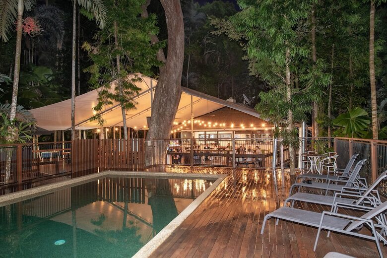 Hotel Cape Trib Beach House