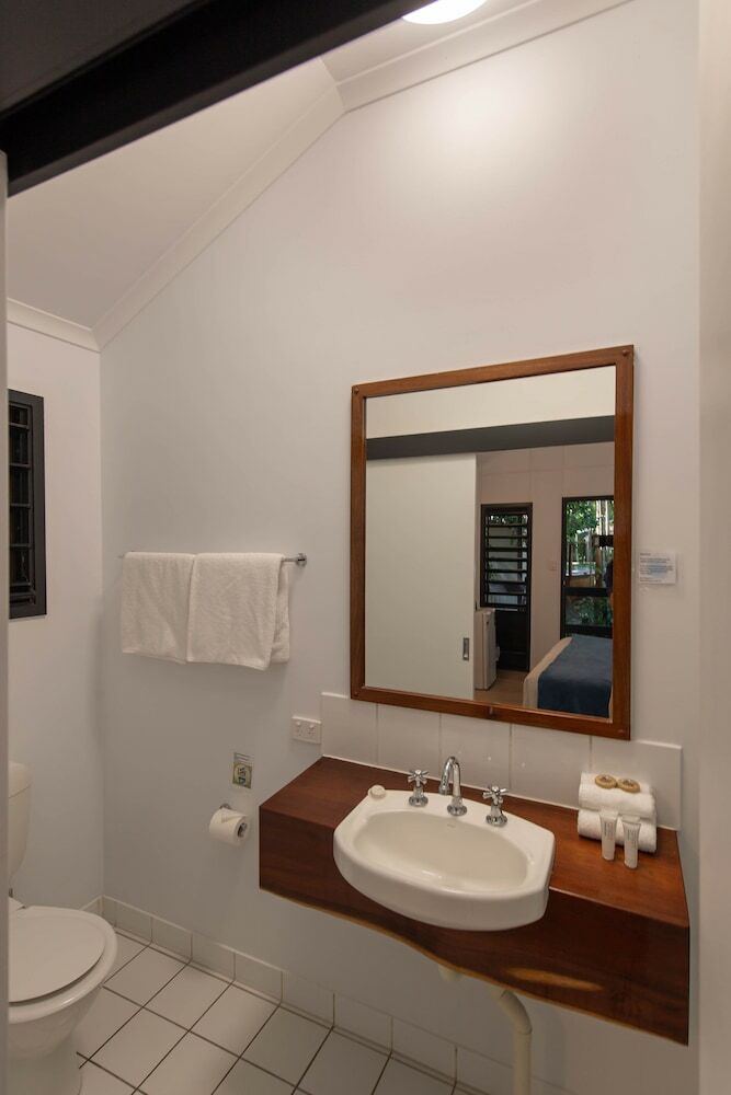 Hotel Cape Trib Beach House