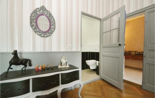 Four-bedroom Holiday Home In Sauzet