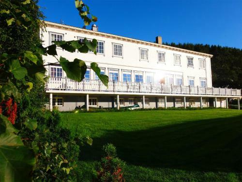 Hotel Eidsv�g Fjordhotell