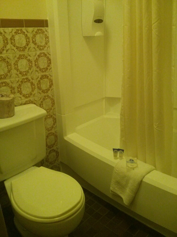 Motel Canadas Best Value Inn Port Colborne