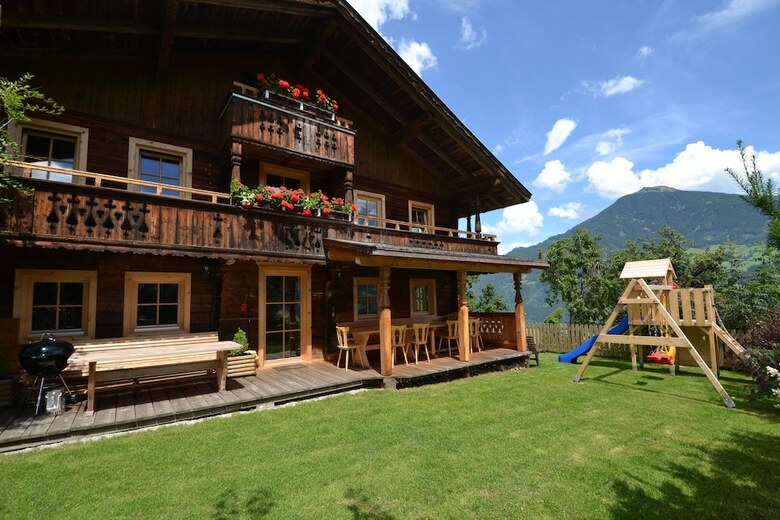 Chalets & Apartments Wachterhof