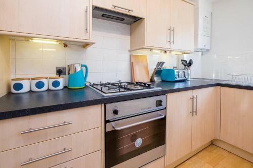 Apartamento Flat With Parking Nr The Sea, Central & Secluded