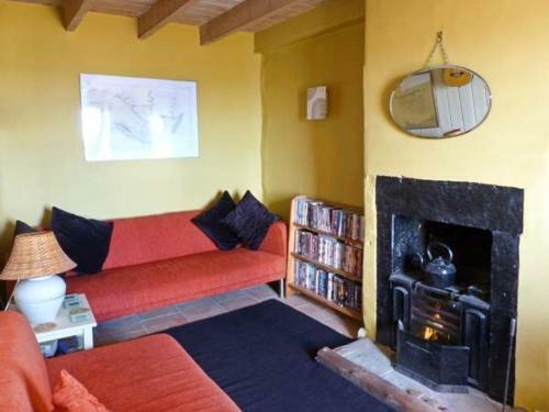 Shoreside Cottage