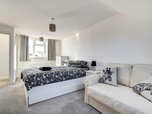 Holiday Home Ty Pontcanna