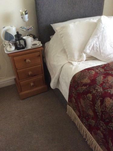 Hostal Cheltenham Lawn And Pittvile Gallery