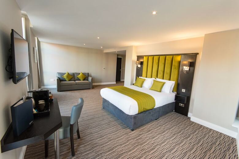 St Nicholas Hotel
