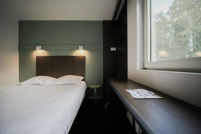 Hotel Bhotels