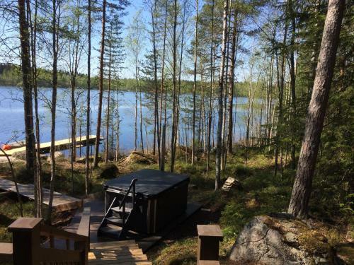 Lodge Hyv�l�n M�kit