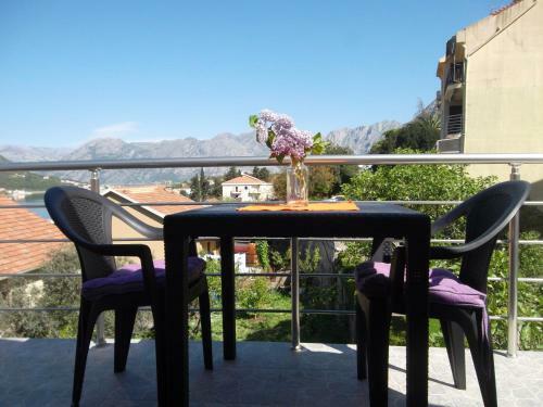 Apartments Coso