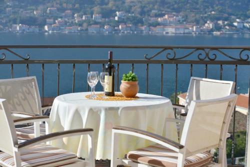 Apartments Vukotic I