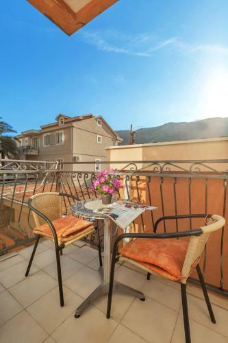 Apartments Vukotic I