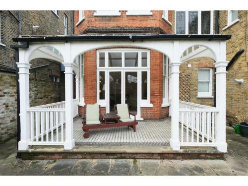 Apartamento Amazing 3-bedroom Garden Flat For 6 In Ealing