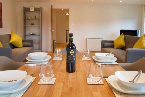 3 Bedroom Apartment With Private Roof Terrace Accommodates 8